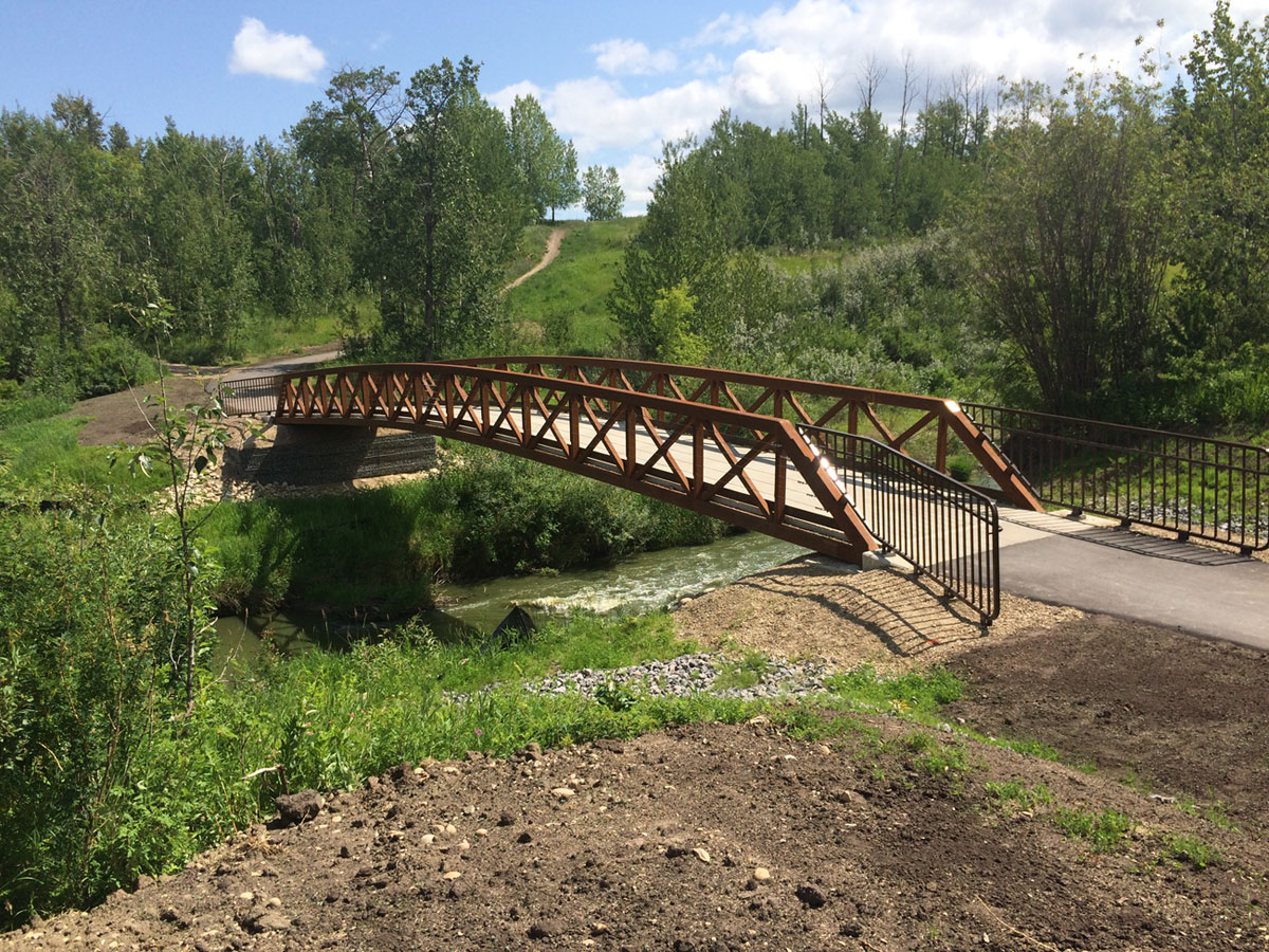 Bear Creek Pedestrian Bridge in Grande Prairie - project by Rapid-Span
