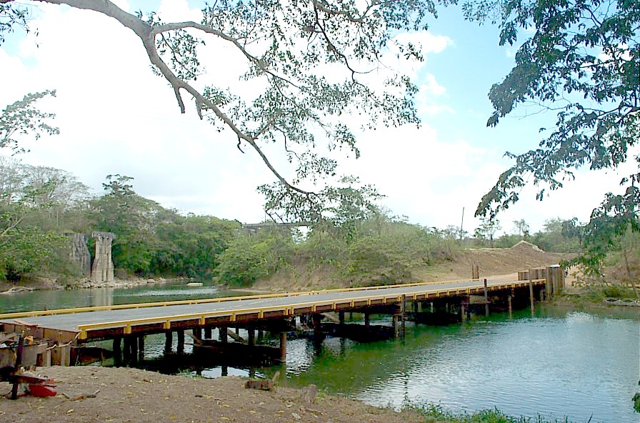 Structural Steel design, fabrication, and shipping for bridge construction in Belize - Rapid-Span