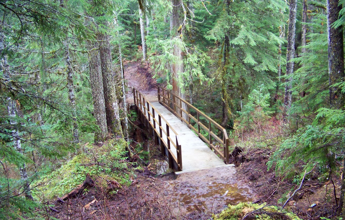 Salmon Ridge Cross Country Ski Trail Bridge Construction in Mt. Baker-Snoqualmie National Forest, Washington - Rapid-Span