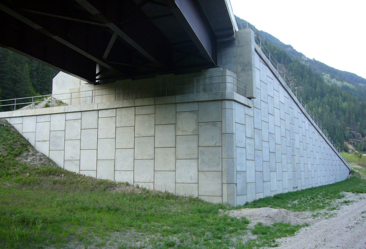 Precast MSE wall panel fabrication for abutment retaining walls - Rapid-Span
